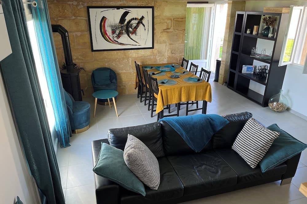 3 Bedroom Private vacation home in Montagne in Montagne, Libourne e dintorni