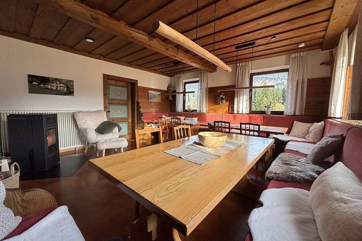 Blockhütte für 24 Personen, mit Garten und Sauna sowie Terrasse in Tannheimer Tal - 2