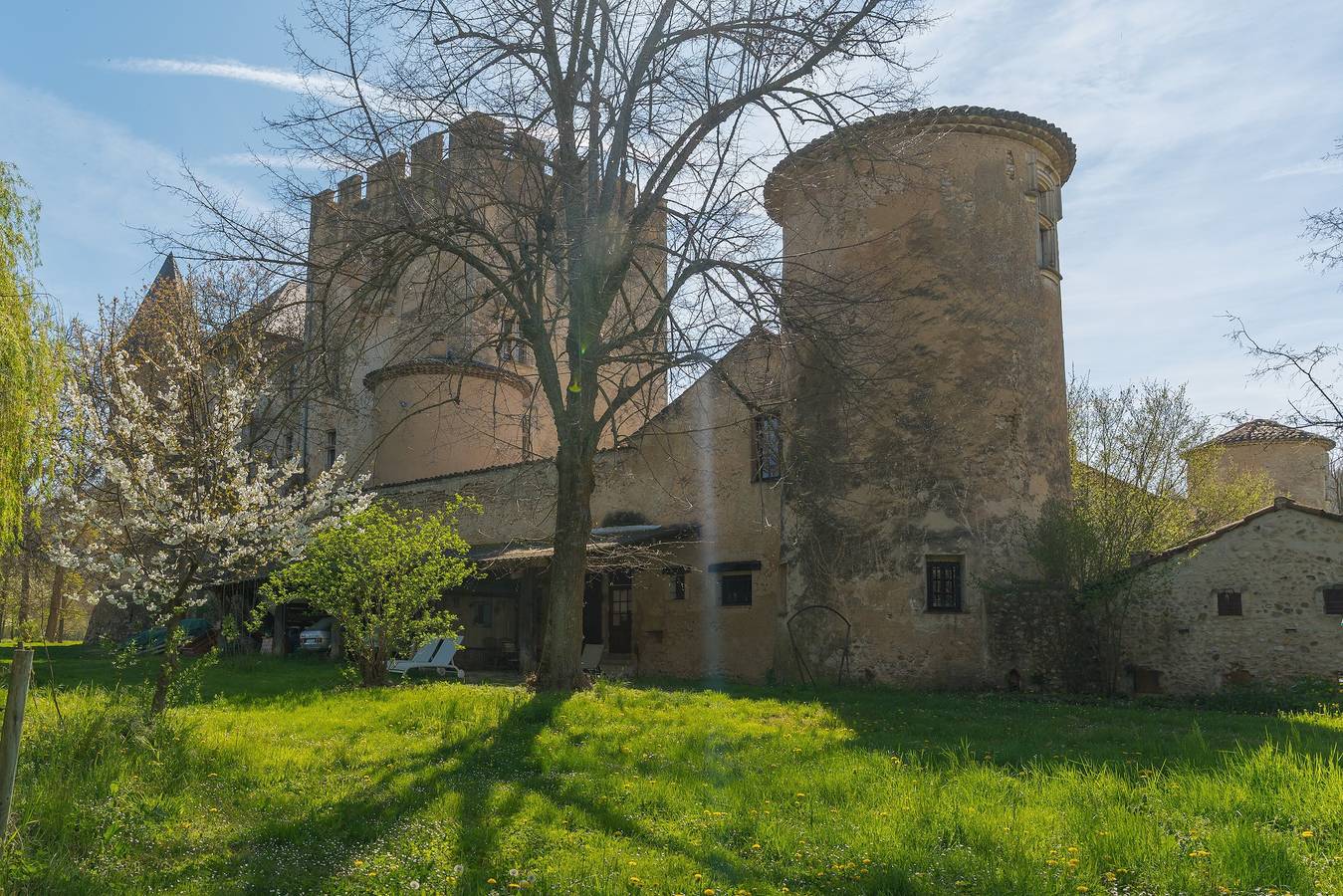 Ganze Wohnung, Ein authentischer Aufenthalt in einem charmanten Apartment im Herzen eines provenzalischen Schlosses in Allemagne-en-Provence, Regionaler Naturpark Verdon