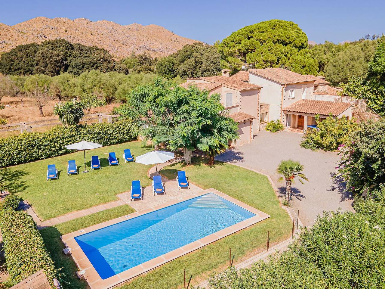 Can Camarroja by Sunvillas Mallorca in el Vilà, Pollença
