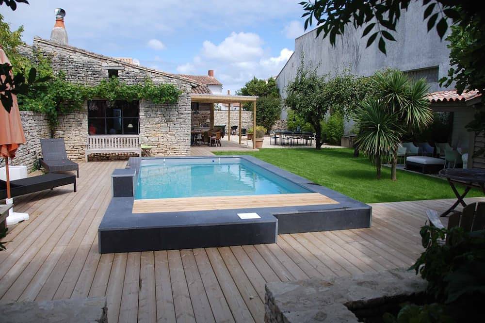 Casa de carácter con jardín privado y piscina. in Ars-en-Ré, Isla de Ré