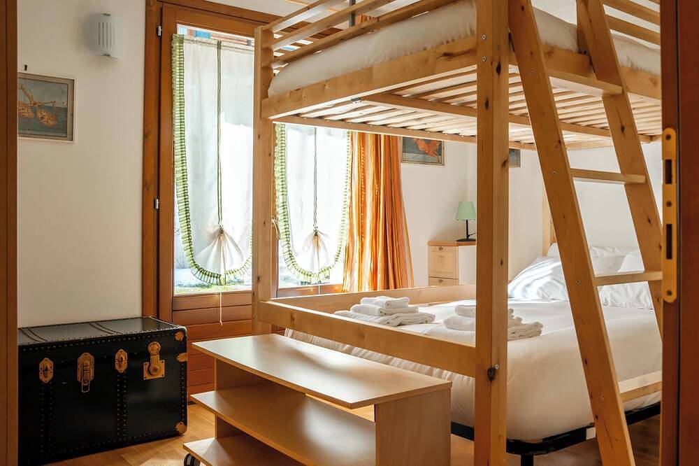 Ganze Wohnung, Meralda 4B Camoscio - Ein Schlafzimmer Wohnung, Schläft 4 in Santa Caterina Valfurva, Valfurva