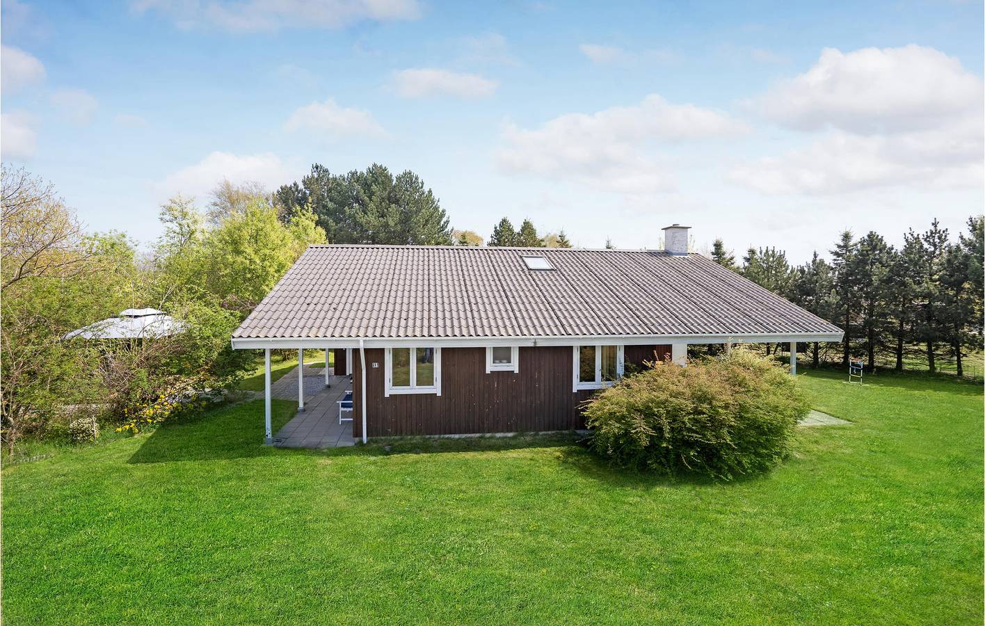 Ferienhaus für 6 Personen mit Terrasse in Bredfjed, Rødby