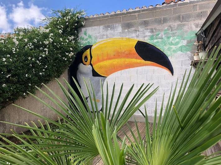 Villa pour 8 personnes, avec terrasse ainsi que jardin et piscine