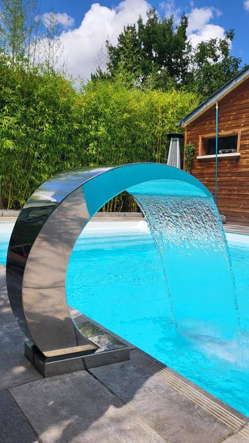 Gîte pour 2 personnes, avec jardin et piscine ainsi que sauna et vue à Compeyre - 4