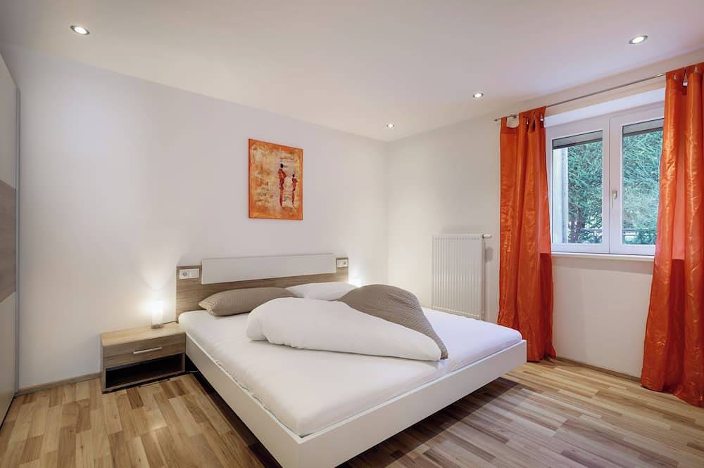 Ganze Wohnung, Apartment Viktoria mit privatem Garten zum feiern mit Familie und Freunden in Tschars, Kastelbell-Tschars
