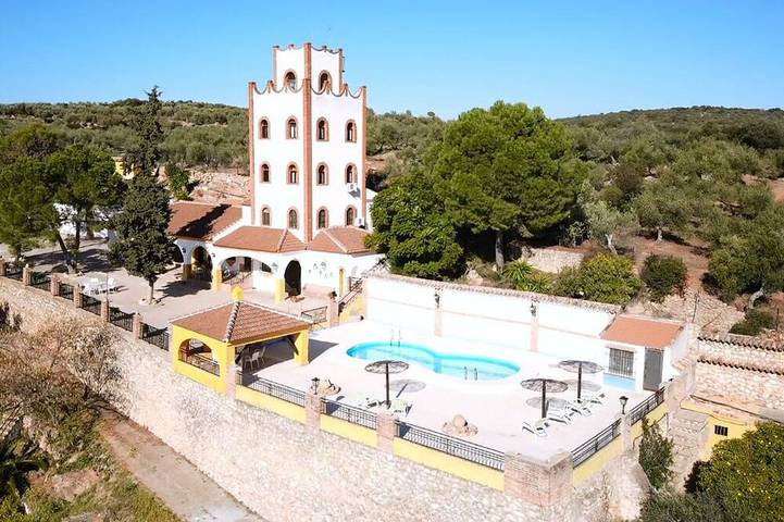 Casa rural para 12 personas, con jardín y balcón, Se admiten mascotas - 1
