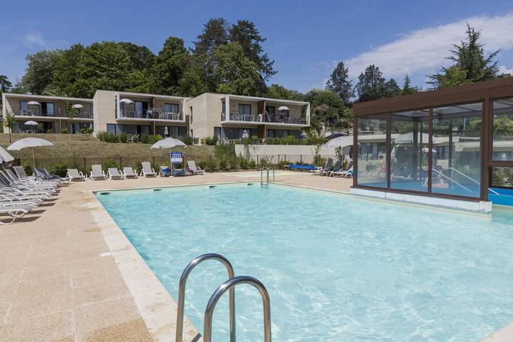 Appart’hôtel pour 4 personnes, avec piscine et jardin