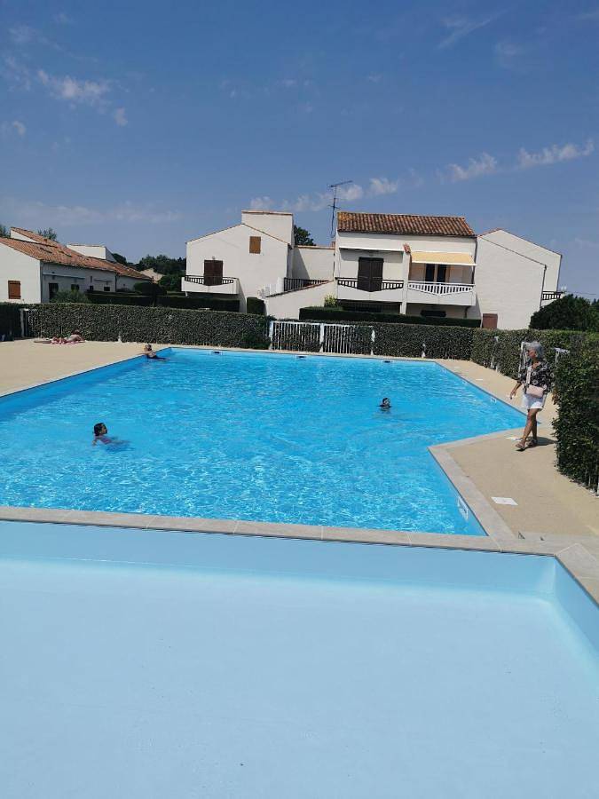 Appartement de vacances pour 6 personnes, avec piscine et terrasse