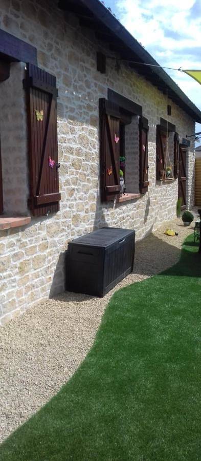 Family Room with Bathroom in Neuville-de-Poitou, Vienne (France)