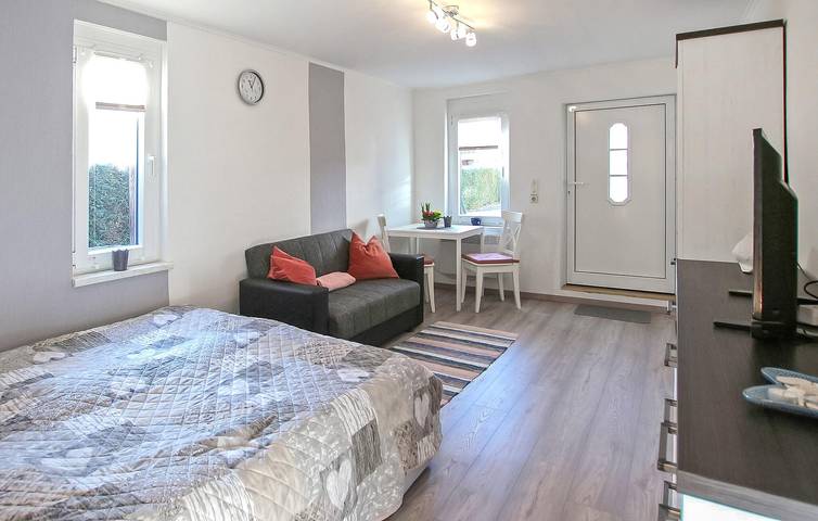 Ferienhaus für 2 Personen, mit Terrasse an der Müritz - 2