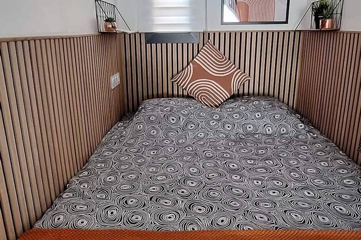 Ganze Wohnung, Roof terrace apartment on the sea waterfront air conditioning wifi in Le Trayas, Saint-Raphaël