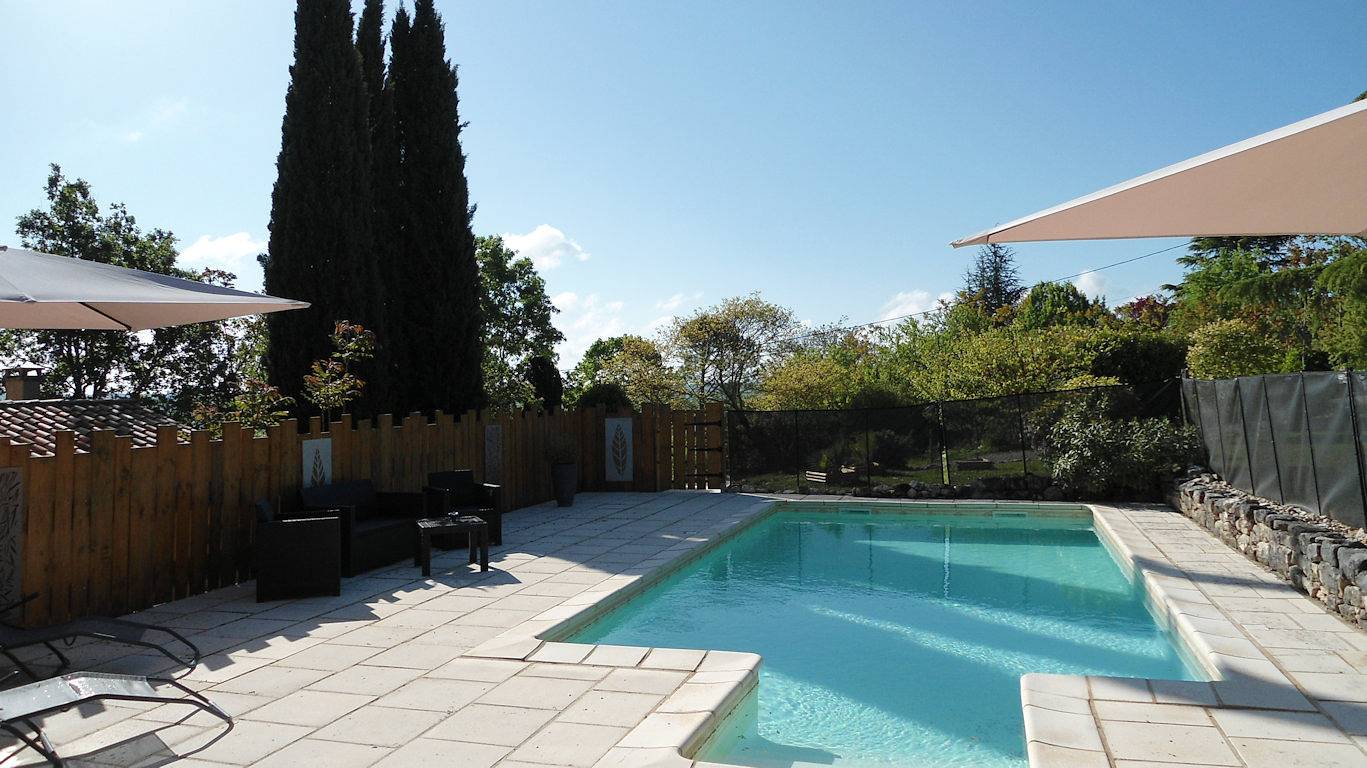 Gîte Le Millepertuis - spa sauna piscine privés in Puylaroque, Massif central