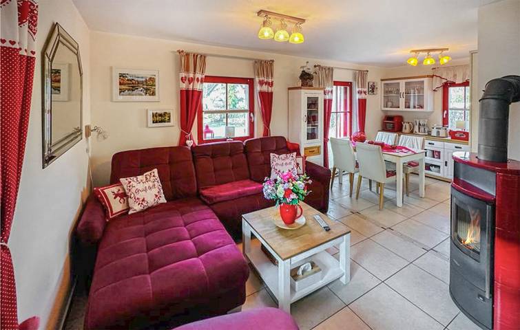 Ferienhaus für 4 Personen, mit Terrasse und Whirlpool sowie Garten und Sauna in Wendisch Rietz - 4
