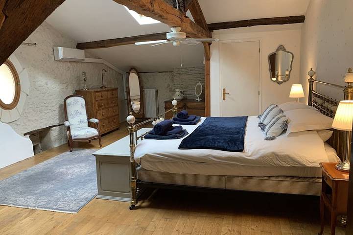 Location de vacances pour 10 personnes, avec jardin à Douzillac - 2