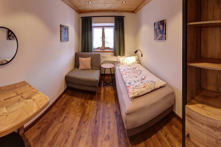 Hütte für 2 Personen, mit Garten und Balkon in Inzell - 3