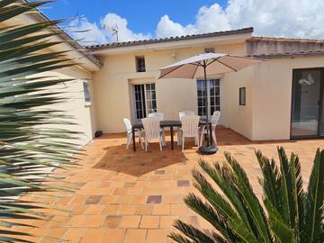 Location de vacances pour 6 personnes, avec terrasse à Royan