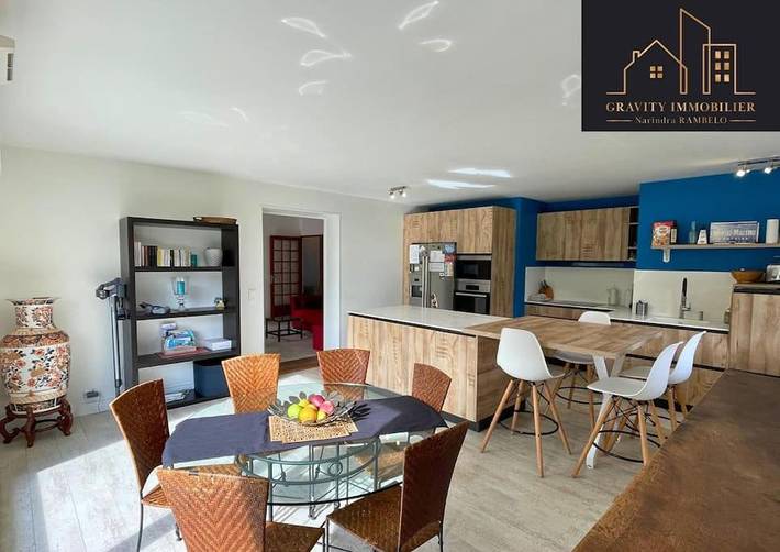 Location de vacances pour 12 personnes, avec Terrasse ainsi que Piscine et Vue à Châteauneuf (Savoie) - 3