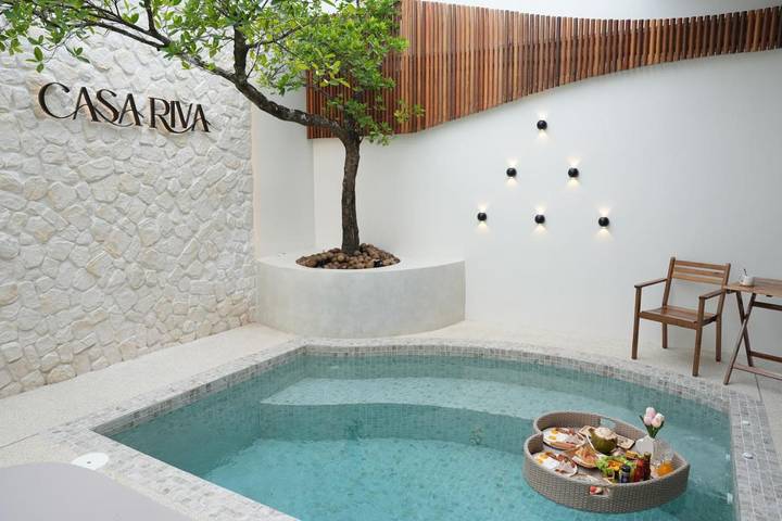 Cottage pour 2 personnes, avec piscine et jacuzzi dans Ban Bang Saen