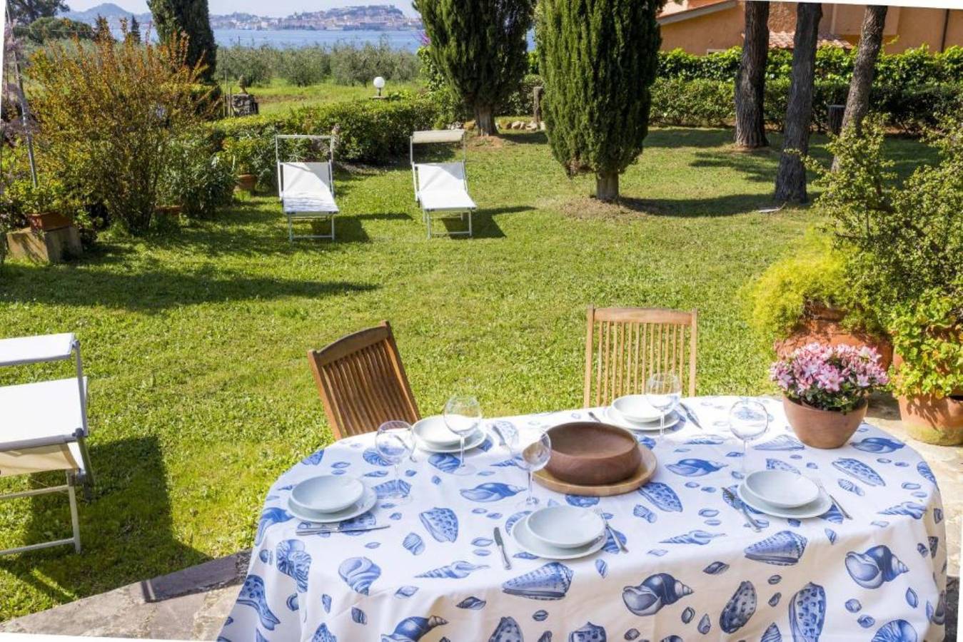 Villa für 8 Personen mit Garten in Magazzini, Elba