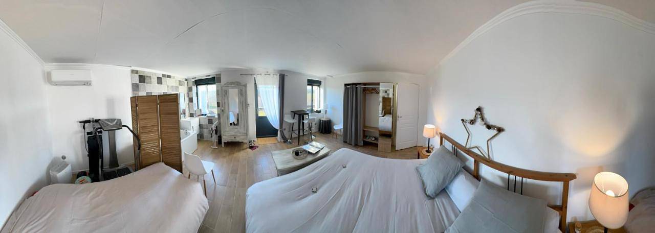 Gîte pour 3 personnes, avec vue, animaux acceptés à Varaignes - 2