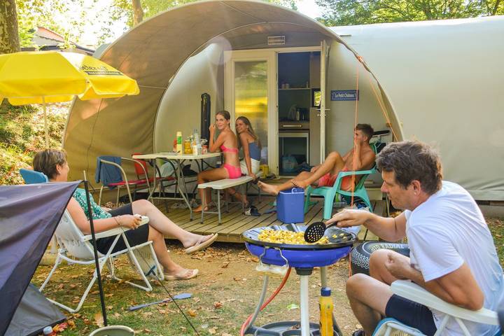 La Draille — Glamping tent Le Petit Chateau in Souillac, Lot