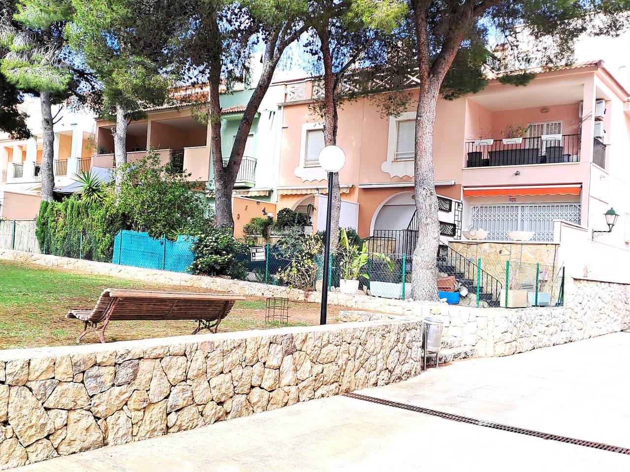 Apartamento entero, Dúplex cómodo con piscina comunitaria en Peñiscola in Cala Puerto Azul (Peñiscola), Peñíscola