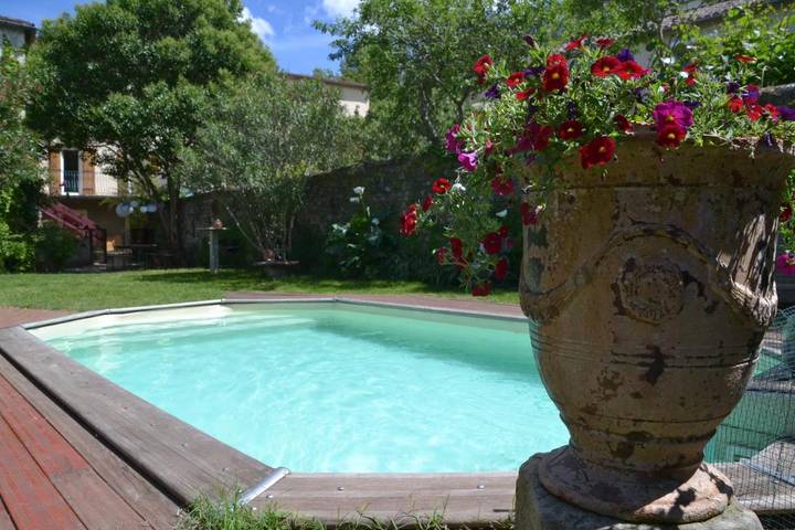 Gîte pour 5 personnes, avec vue ainsi que jardin et piscine, animaux acceptés à Lodève - 2