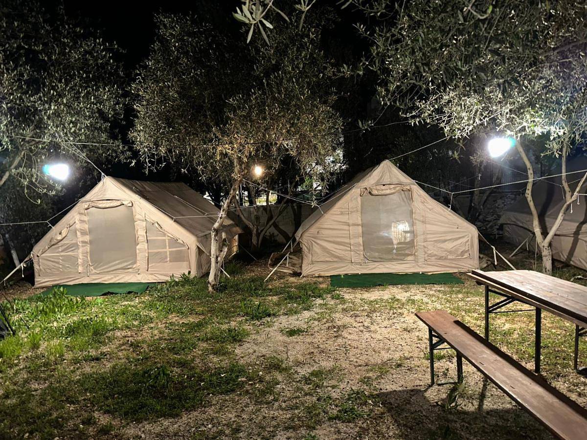 Garden Lake Camping in Ksamil, Wlora