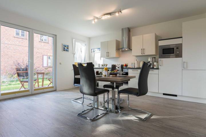 Ganze Wohnung, Seestraße 26 D We 01 mit Terrasse und Garten in Börgerende in Börgerende, Börgerende-Rethwisch