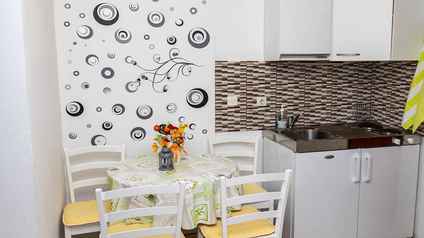 Ferienwohnung für 4 Personen, mit Balkon in Senj