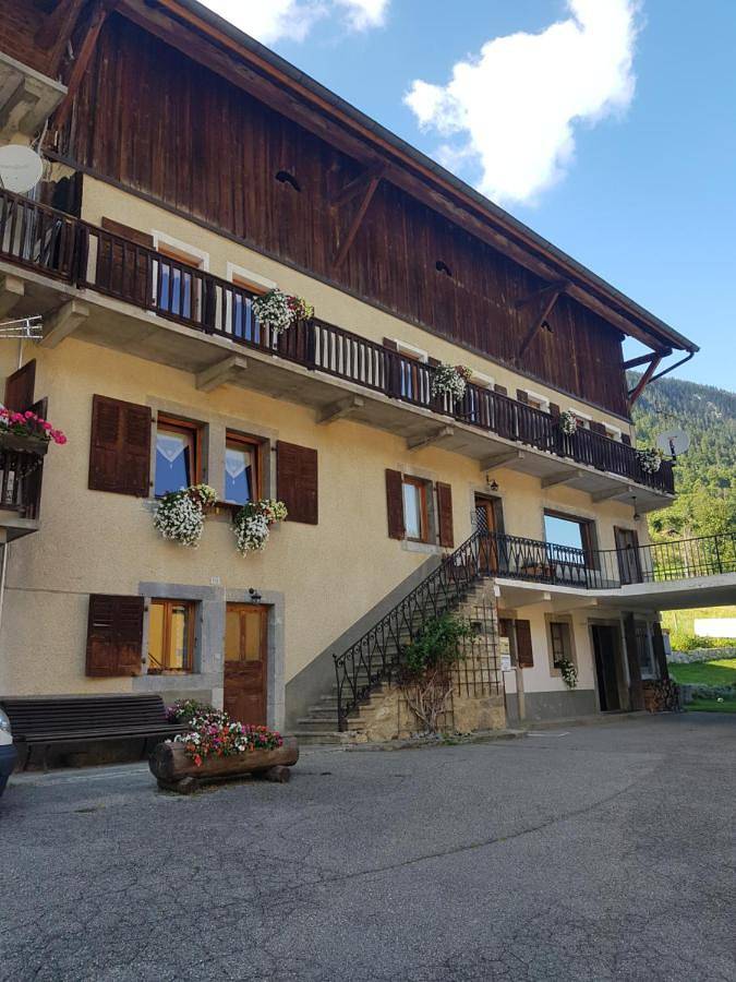 Appartement de vacances pour 6 personnes, avec Balcon et Terrasse ainsi que Jardin et Vue