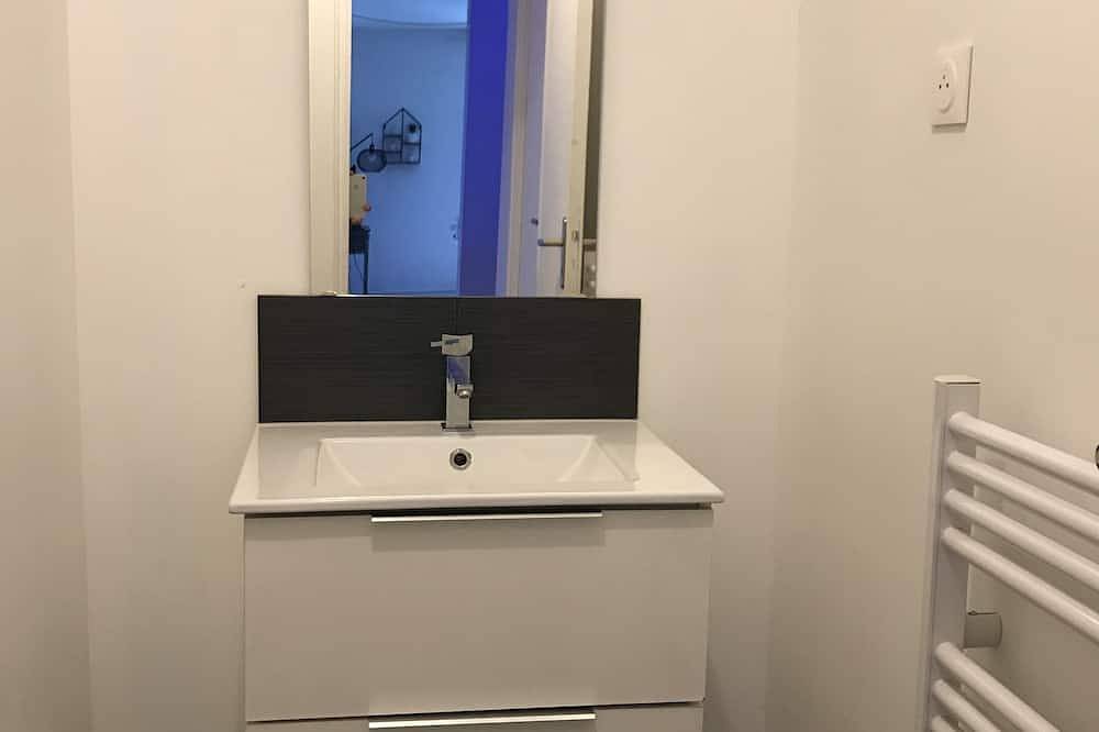 Entire apartment, Les Trois Sens - Appartement 03 in Brest, Brest region