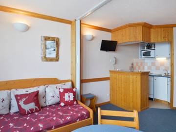 Gîte pour 4 personnes, avec terrasse dans Aime 2000
