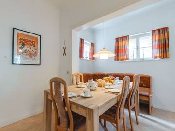 Ferienwohnung für 5 Personen, mit Garten und Terrasse sowie Ausblick im Lungau