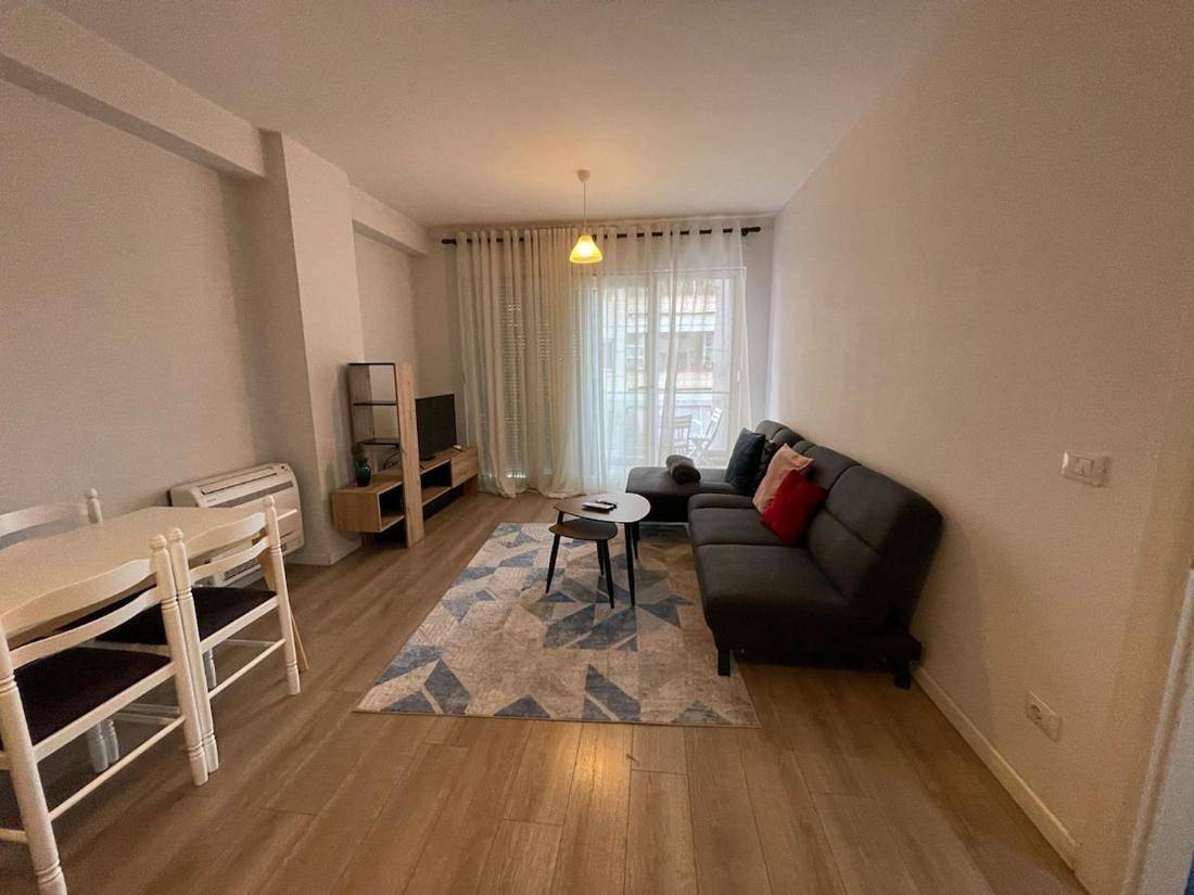 Ganze Wohnung, Bonbon 1 - Ruhig, zentral, 1 Schlafzimmer in Tiranë, Albanien