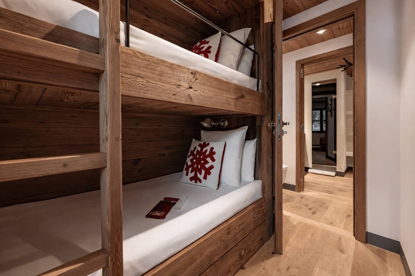 At the foot of the slopes of Val d´Isère - Papillon in Val-d'Isère, Parque Nacional de Vanoise