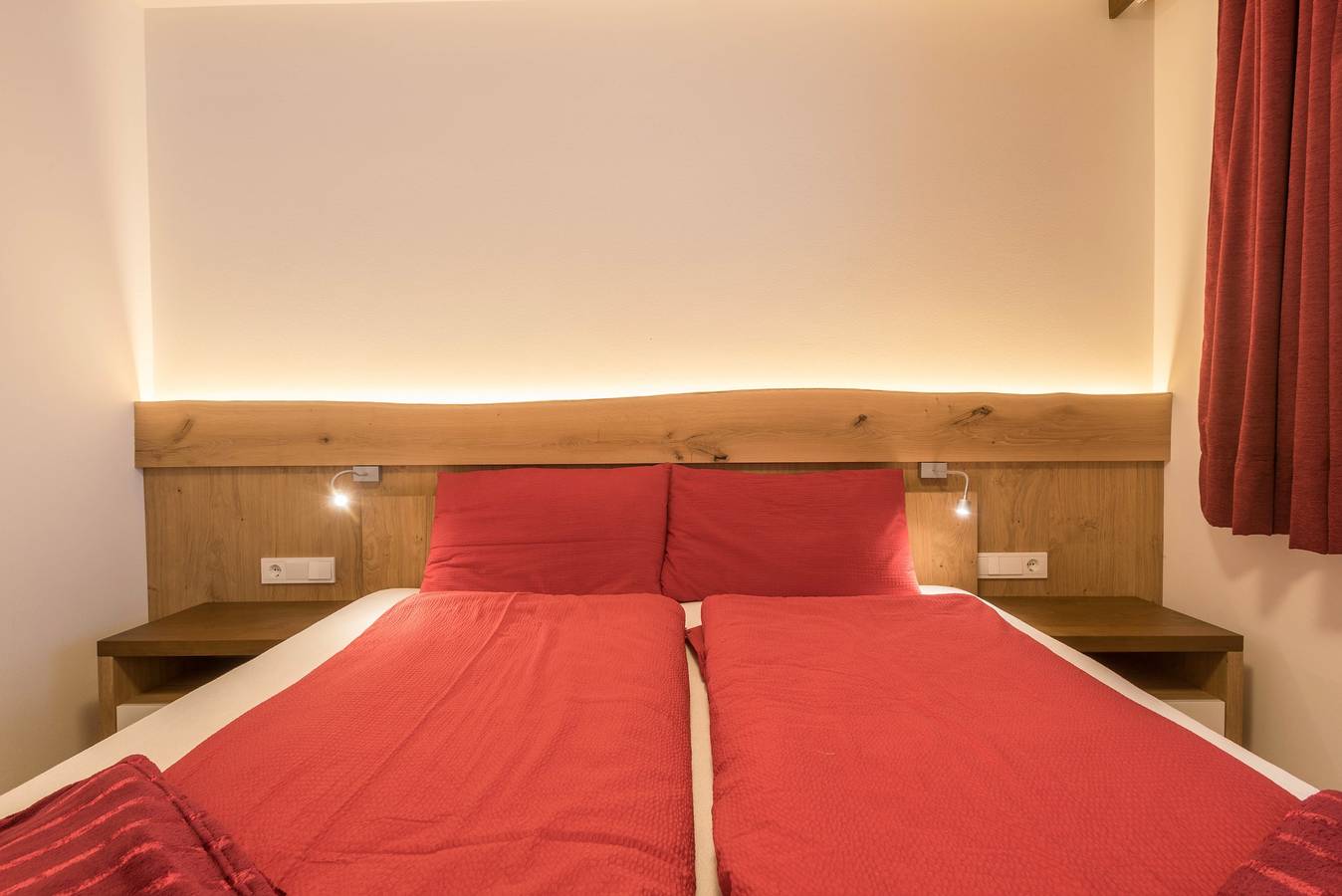 Entire apartment, Cosy Apartment “Alexandra” with Mountain View, Wi-Fi, Balcony & Terrace in Rainelles, Ortisei