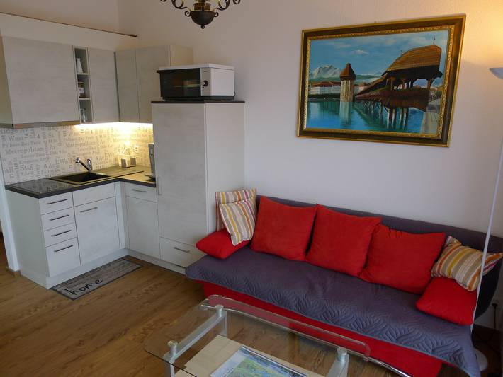 Ferienwohnung für 3 Personen, mit Balkon/Terrasse und Garten sowie Ausblick und Seeblick in Nidwalden - 3