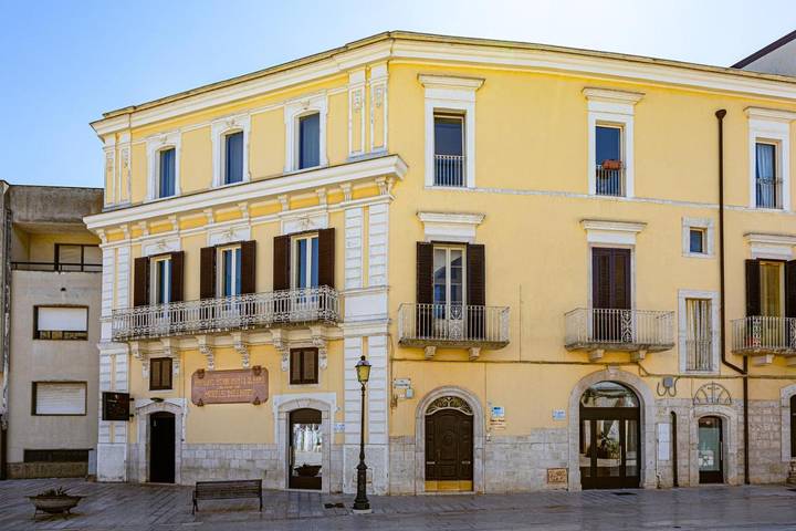 B&b per 6 persone, con piscina e idromassaggio nonché terrazza a Rutigliano
