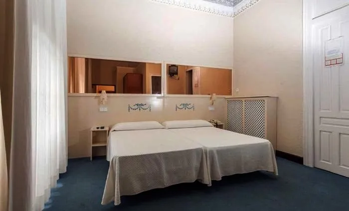 Hotel para 1 personas - 1