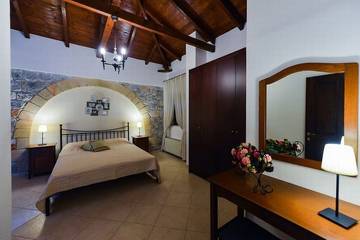 Villa for 8 People in Stoupa, Mani Peninsula, Photo 1