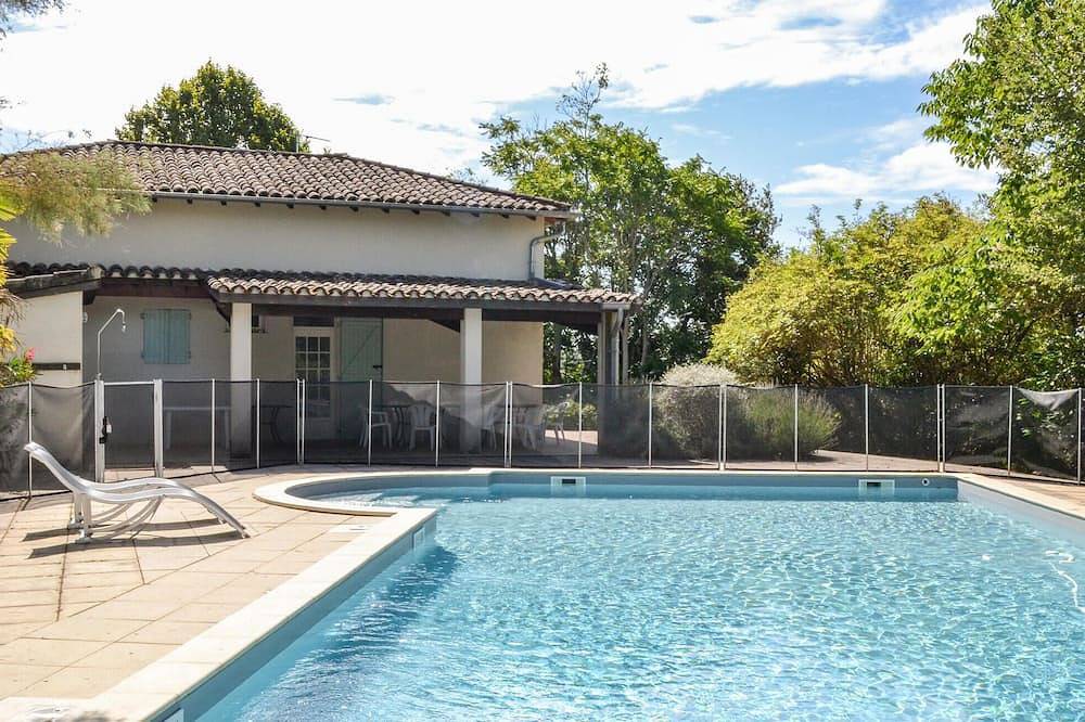 Stunning home in Durfort Lacapelette in Durfort-Lacapelette, Quercy