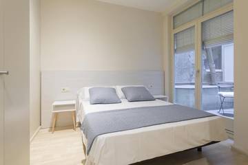 Apartment for 5 People in Girona, Gironès, Photo 2