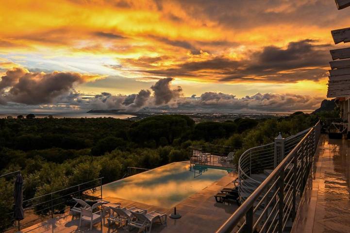 Appartamento vacanze per 4 persone, con piscina e giardino nonché panorama - 1