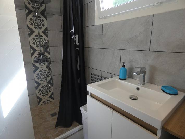 Gîte pour 2 personnes, avec jardin à Saint-Julien-en-Born - 4