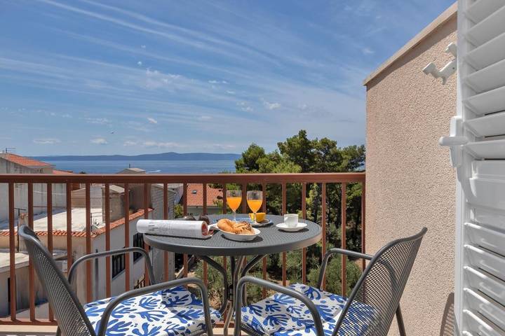 Maison d’hôte pour 3 personnes, avec jardin et balcon à Tučepi