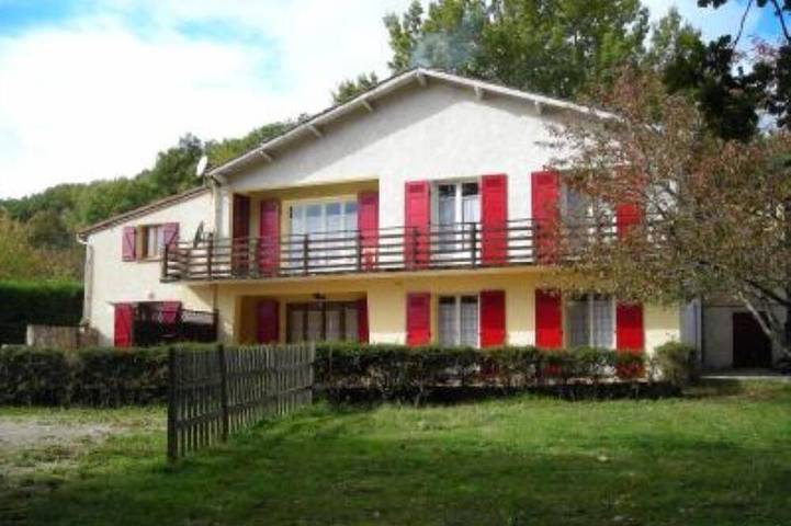 Gîte pour 6 personnes, avec Terrasse ainsi que Jardin et Piscine à Puy-l'Évêque - 4