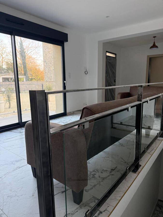 Maison d’hôte pour 2 personnes, avec terrasse ainsi que vue et piscine, animaux acceptés à Andancette - 2
