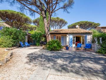 Ferienhaus für 6 Personen, mit Terrasse und Garten in Gassin